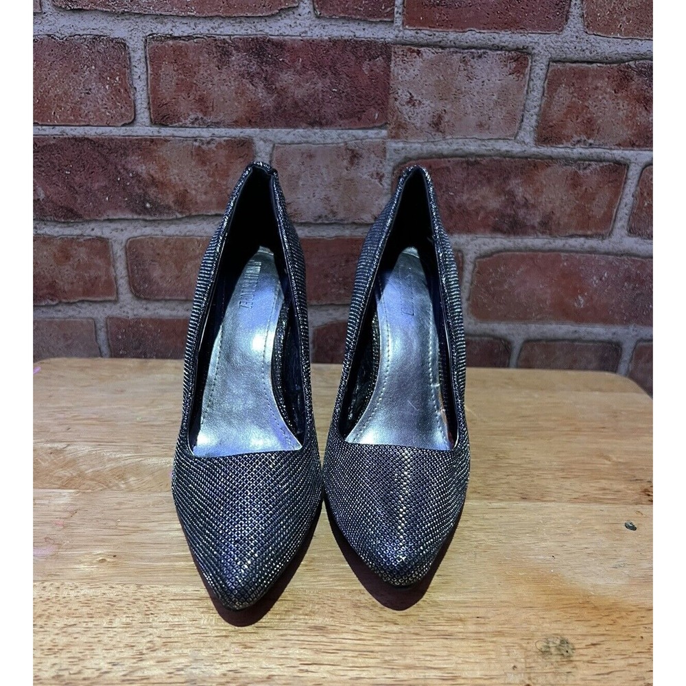 Jennifer Lopez JL Blingy Blush Stiletto High Heel Womens Size 6.5 Med Shoes